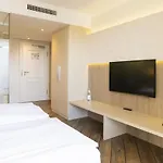Iv Jahreszeiten 4* Lübeck