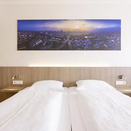 Iv Jahreszeiten Hotel 4*