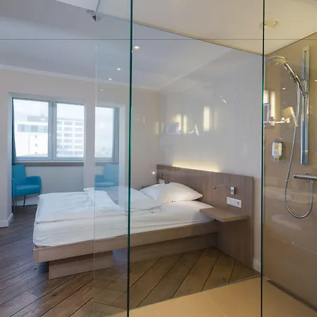 Iv Jahreszeiten Любек