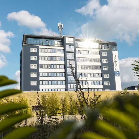 Iv Jahreszeiten Hotell