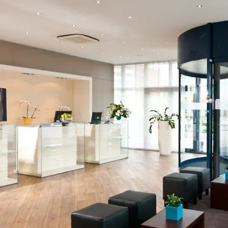 Hotel Iv Jahreszeiten 4*