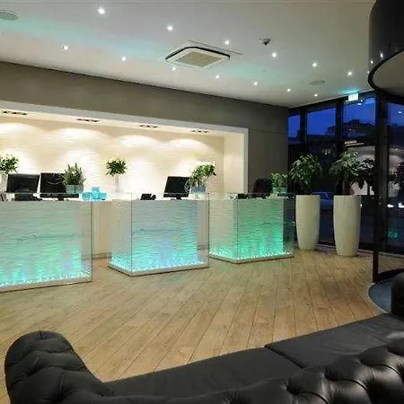 Hotell Iv Jahreszeiten