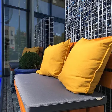 Iv Jahreszeiten فندق