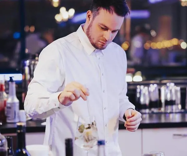 Hotell Iv Jahreszeiten