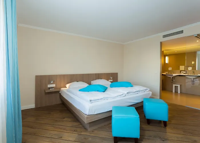 Hotell Iv Jahreszeiten 4*