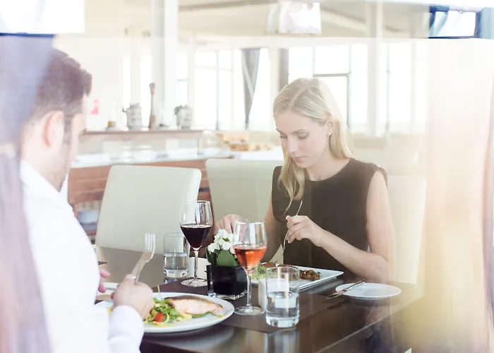 Iv Jahreszeiten Hotell