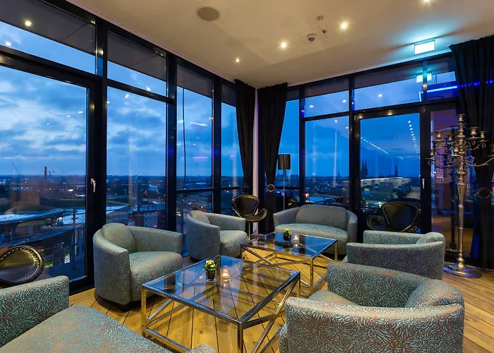 Hotell Iv Jahreszeiten 4*