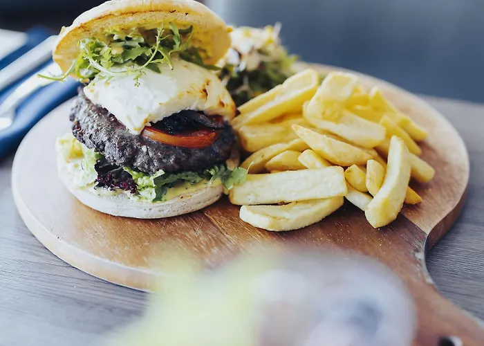 Iv Jahreszeiten Hotell